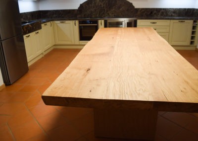 tavolo in legno rovere casa di campagna Vazzola Treviso